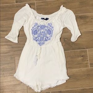 Francesca’s romper size M